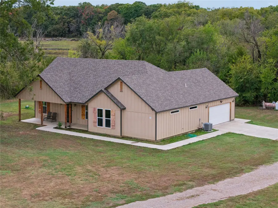 8725 N 155 Road, Beggs, OK 74421 - #2