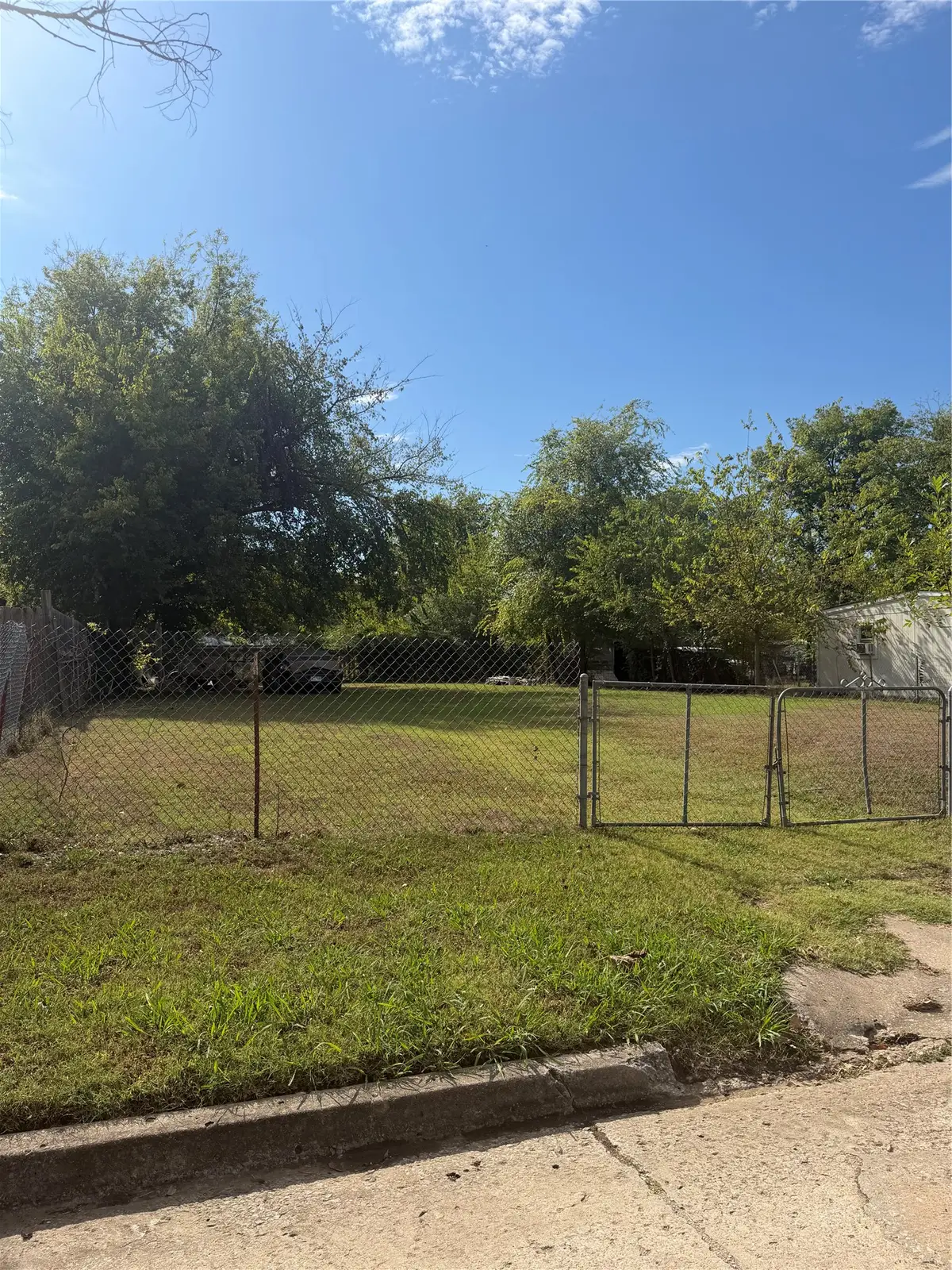 2834 E 44th Place N, Tulsa, OK 74110 - #1