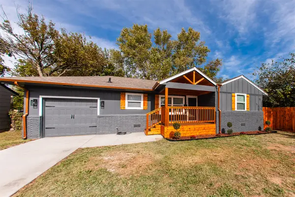6715 E Queen Street, Tulsa, OK 74115