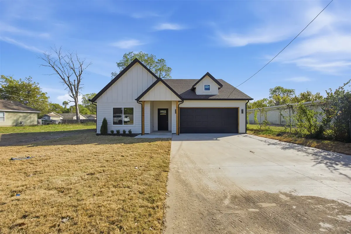 2629 N Columbia Avenue, Tulsa, OK 74110 - #1