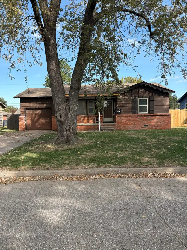 9161 E Marshall Street, Tulsa, OK 74115