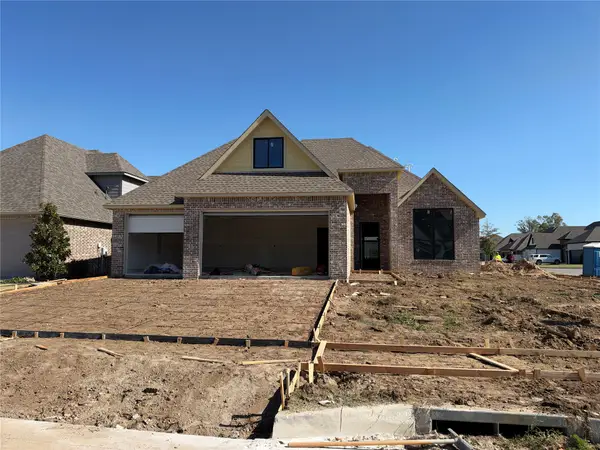 6917 S Willow Avenue, Broken Arrow, OK 74011