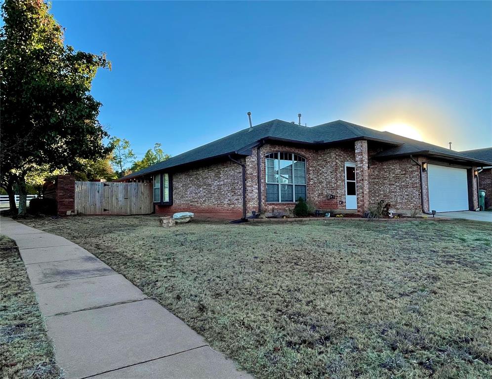 4836 SE 89th Terrace, Oklahoma City, OK 73135 BHGRE