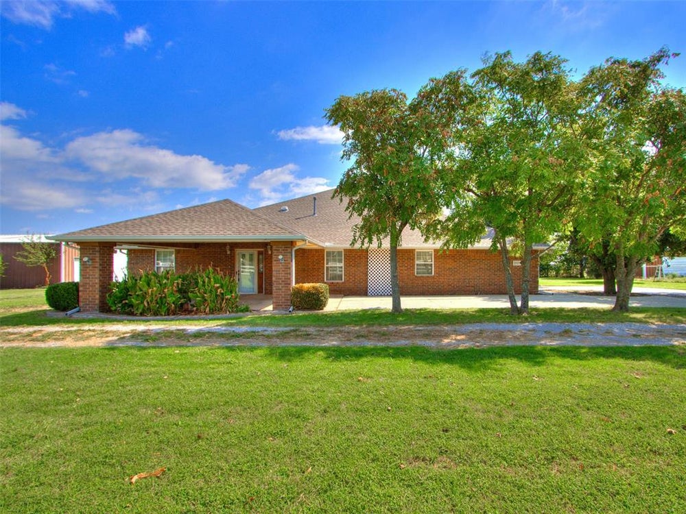 2829 Stewart Avenue, El Reno, OK 73036 BHGRE