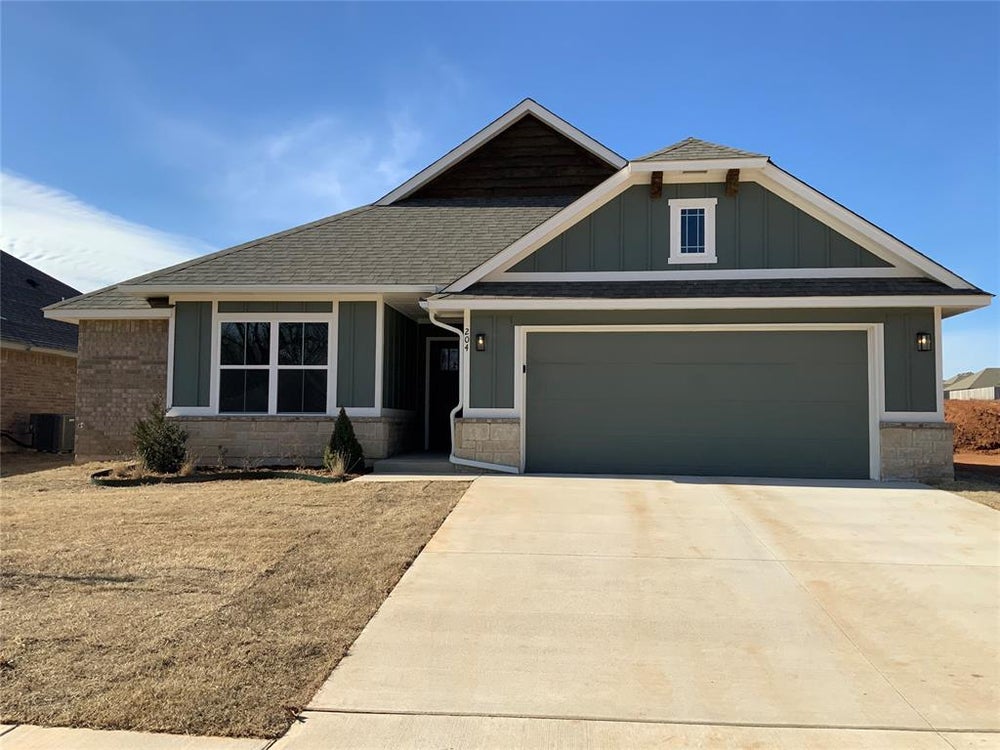 204 Firethorn Way, Noble, OK 73068 BHGRE