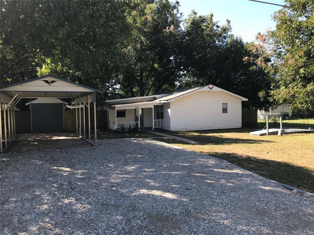 110 W Chestnut Street, Noble, OK 73068 BHGRE