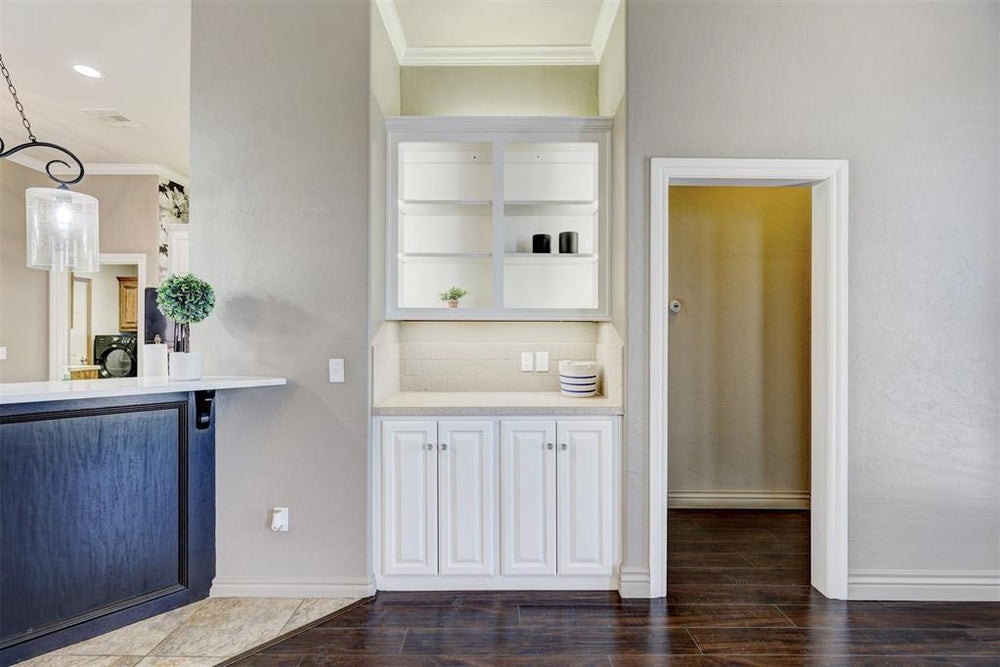 10915 Blue Sky Drive, Midwest City, OK 73130 BHGRE