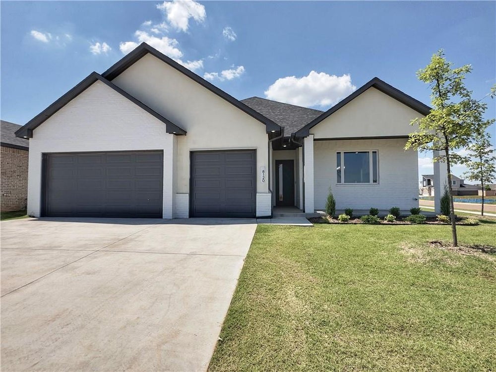 8120 NW 152nd Street, Edmond, OK 73013 BHGRE