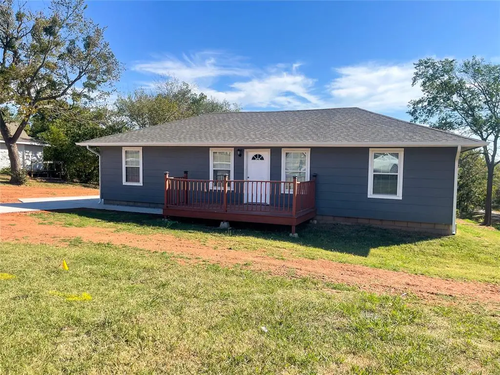 824 S Bennett Boulevard, Chandler, OK 74834 - Image #1