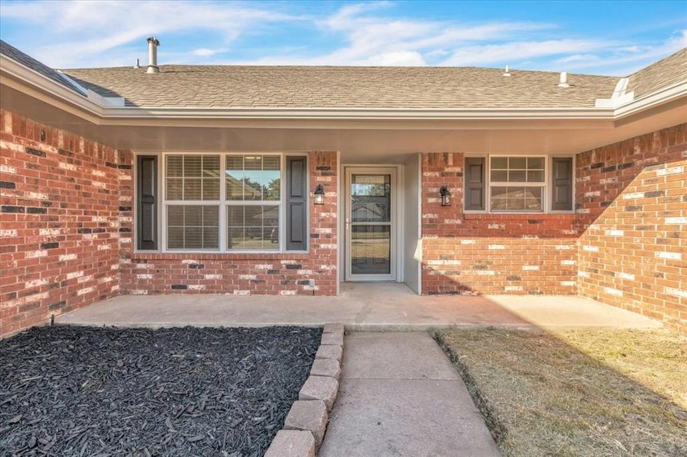 113 SW 99th Street, Oklahoma City, OK 73139 BHGRE