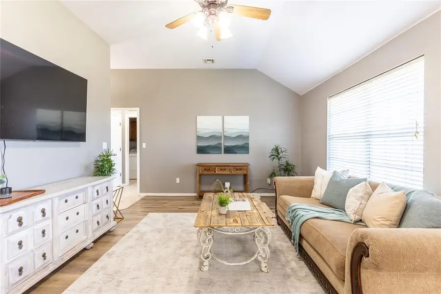 470 Timberidge Road, Harrah, OK 73045 - #3