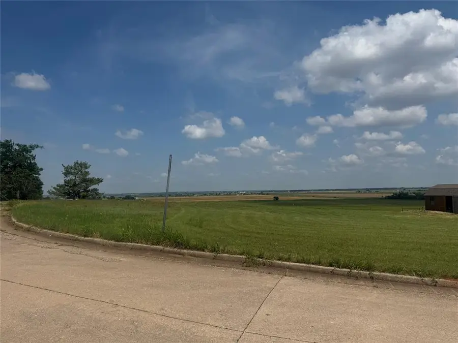 NE Ridgewood Drive, Lindsay, OK 73052 - Image #2