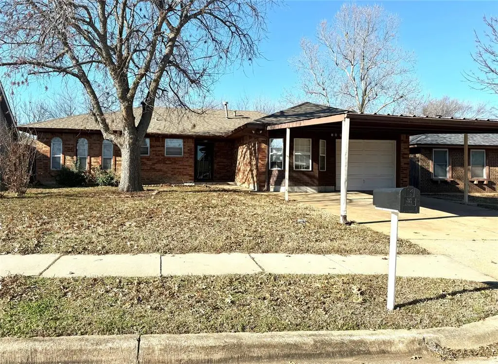 109 S Patterson Drive, Moore, OK 73160 - Image #1