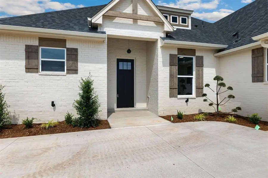 25312 Ethan Street, Cashion, OK 73016 - Image #2