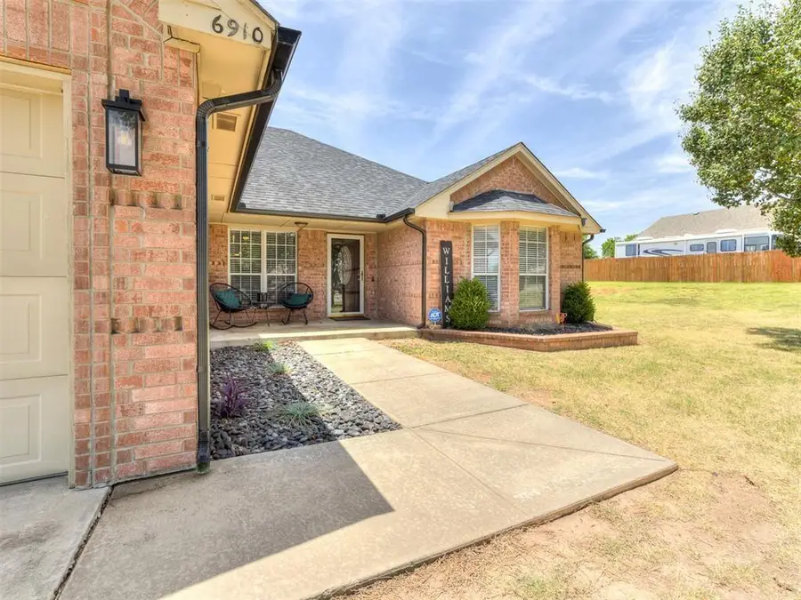 6910 Rolling Meadows, Tuttle, OK 73089 - Image #3