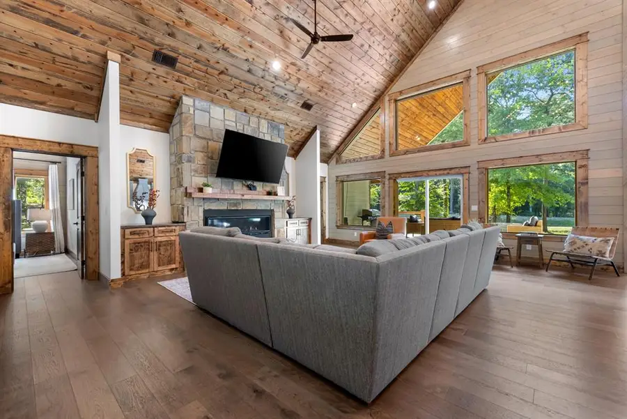 74 Babbling Brook Trail, Broken Bow, OK 74728 - Image #2