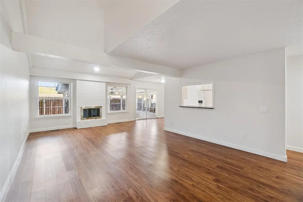 9924 Hefner Village Drive, Oklahoma City, OK 73162 - Image #1