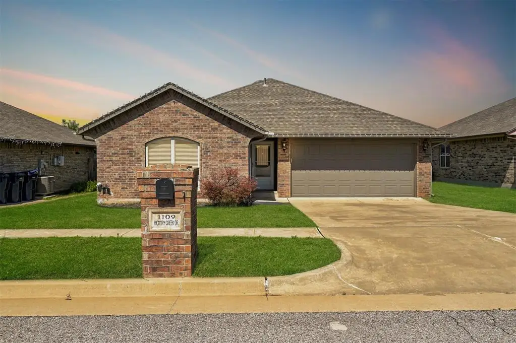 1109 Hickory Creek Drive, Yukon, OK 73099 - Image #1