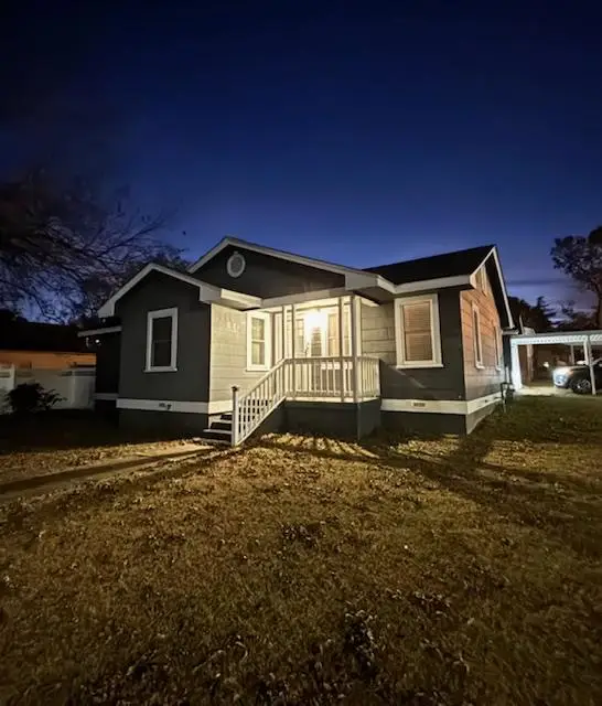 201 S 5th Street, Okemah, OK 74859