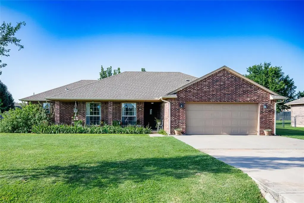 14 W West Comanche Ave Avenue, Cashion, OK 73016 - Image #1