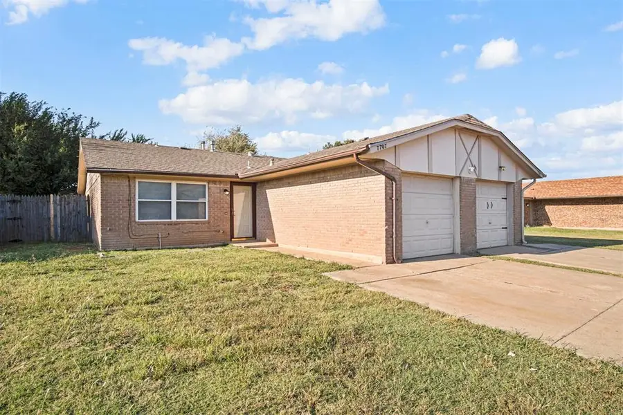 7707 NW 113th Place, Oklahoma City, OK 73162 - Image #2