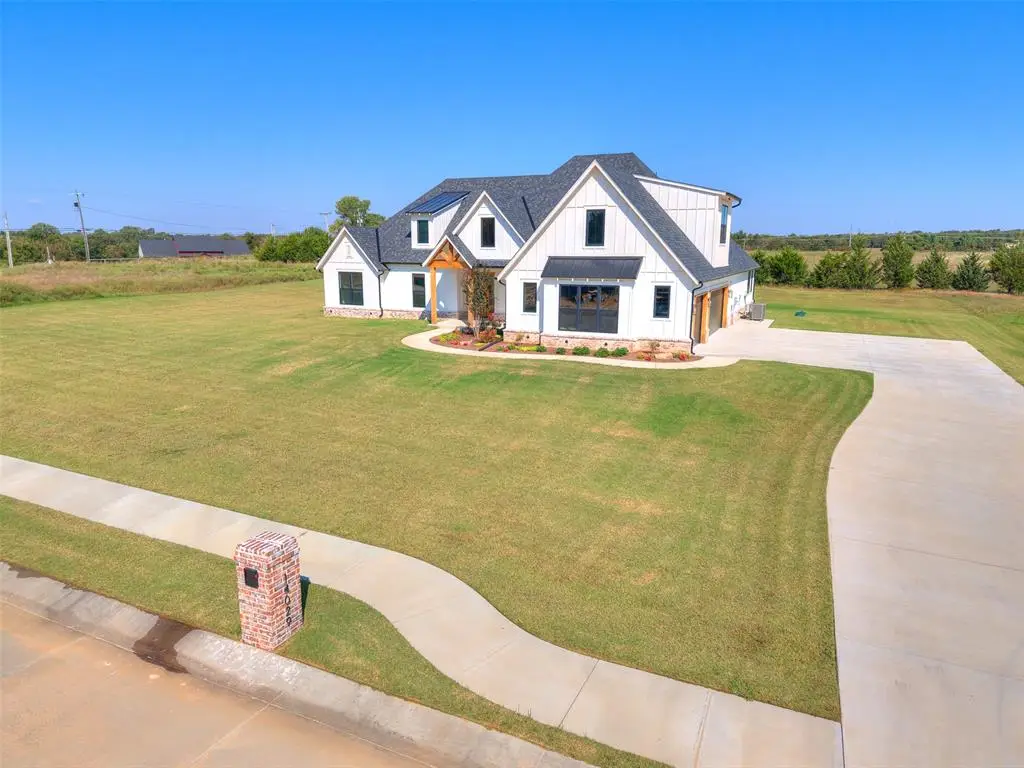 14029 North Ridge Drive, Choctaw, OK 73020 - Image #1