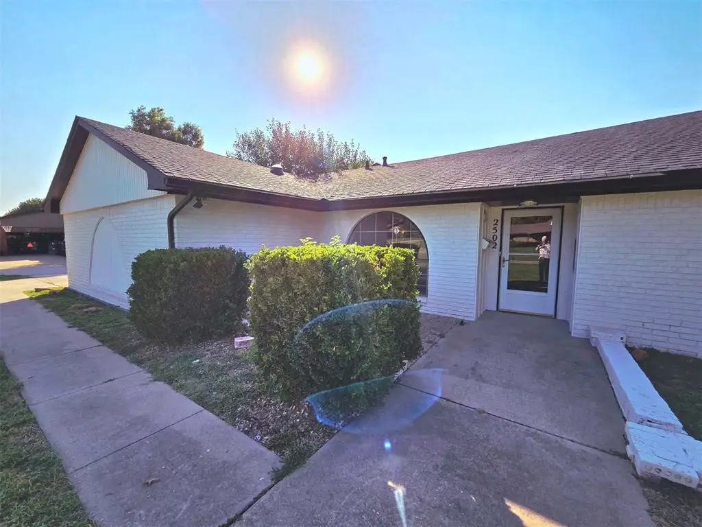 2502 Ridgecrest Drive, El Reno, OK 73036 - Image #1