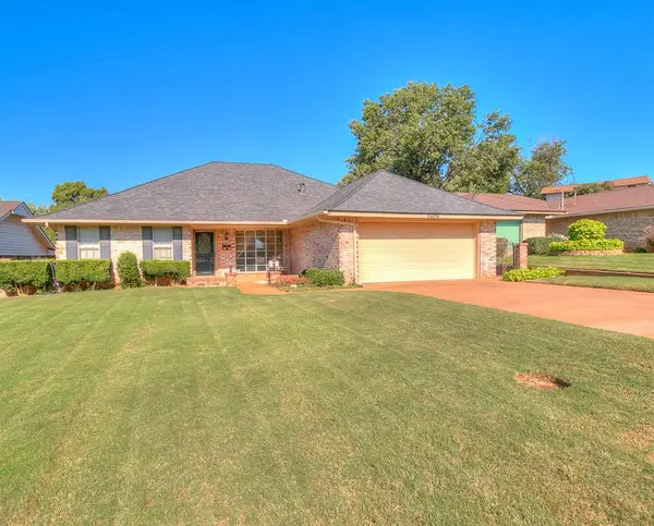 3609 Sunvalley Drive, Midwest City, OK 73110