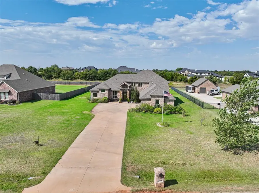 20897 Highlander Ridge Drive, Edmond, OK 73012 - Image #3