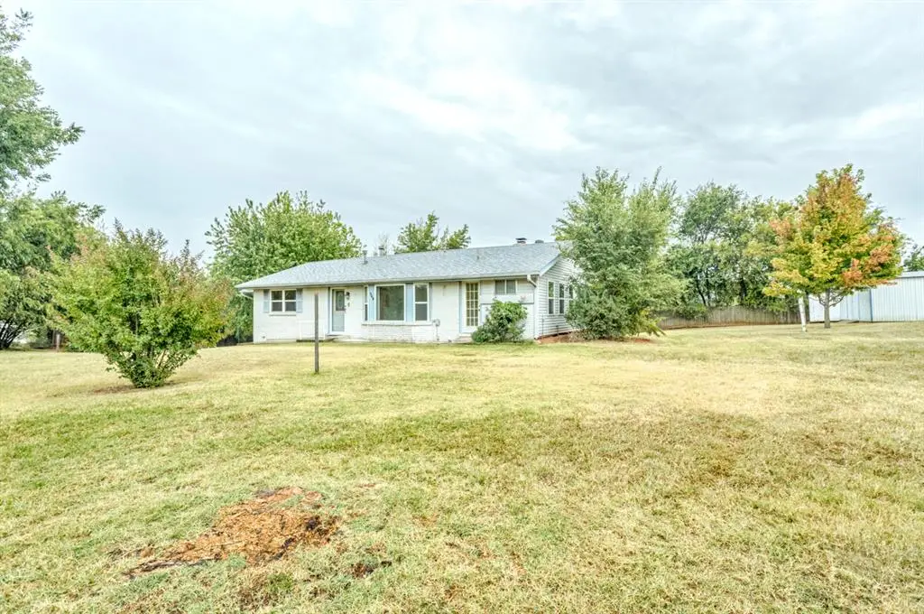 944 E Diane Terrace, Mustang, OK 73064 - Image #1