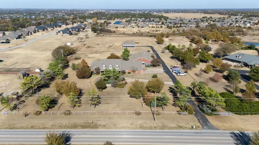 2377 NW 206th Street, Edmond, OK 73012 - Image #2