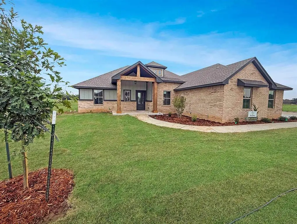 2706 Belle Crossing Drive, Enid, OK 73703 - Image #1
