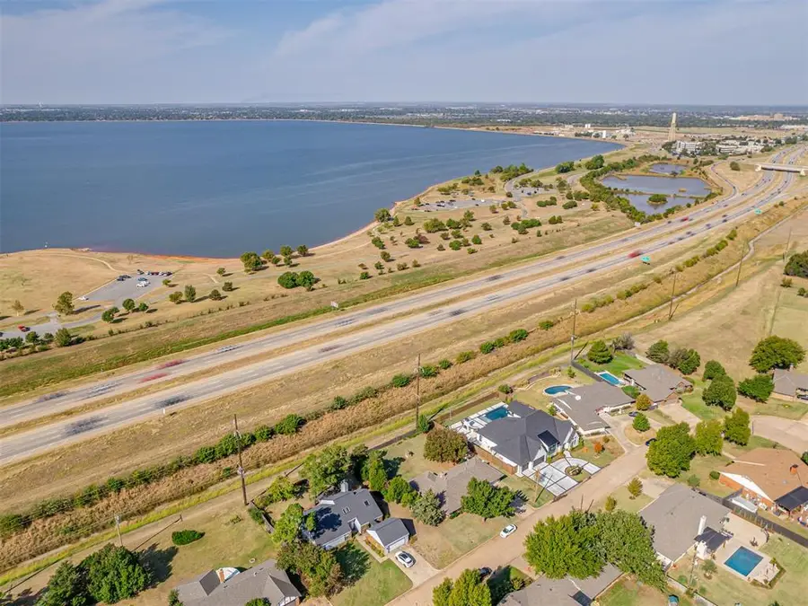 10005 Lakeshore Dr, Oklahoma City, OK 73120 - #3
