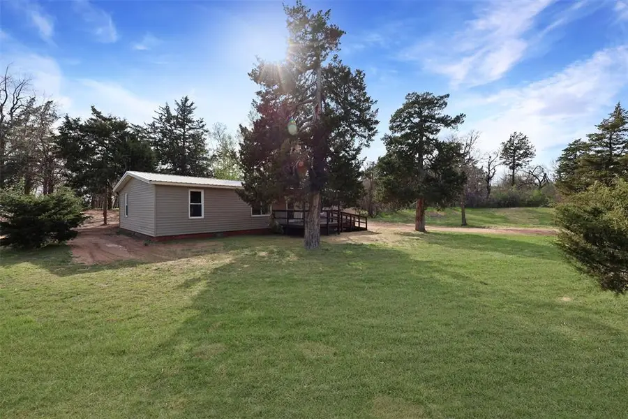 430 Murphy Drive, Crescent, OK 73028 - Image #2