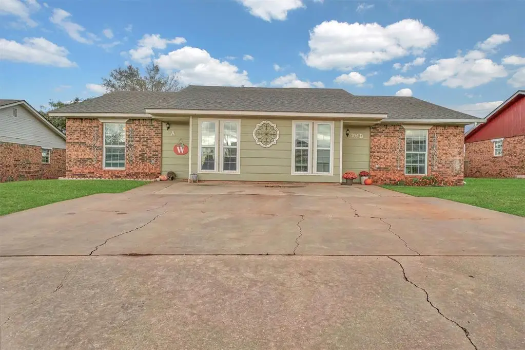205 Coral Avenue #A & B, Elk City, OK 73644 - Image #1