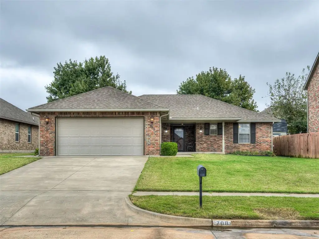708 S Avery Drive, Moore, OK 73160 - Image #1