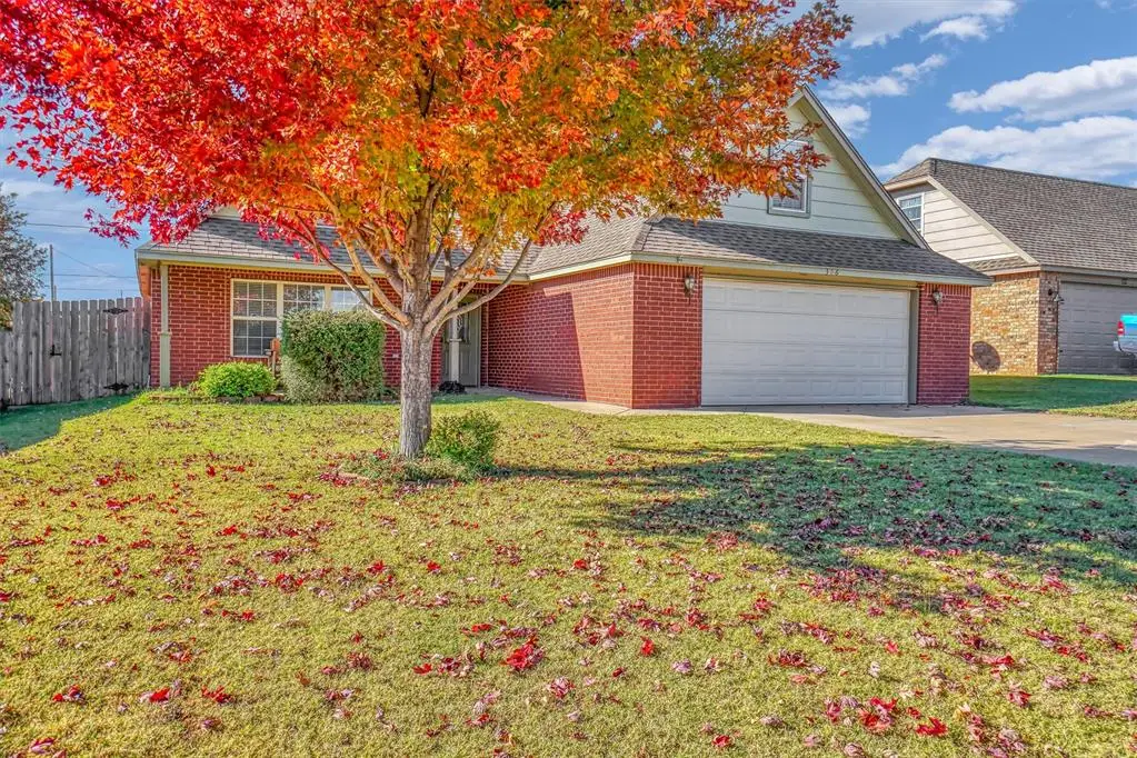 306 Maverick, Elk City, OK 73644 - Image #1