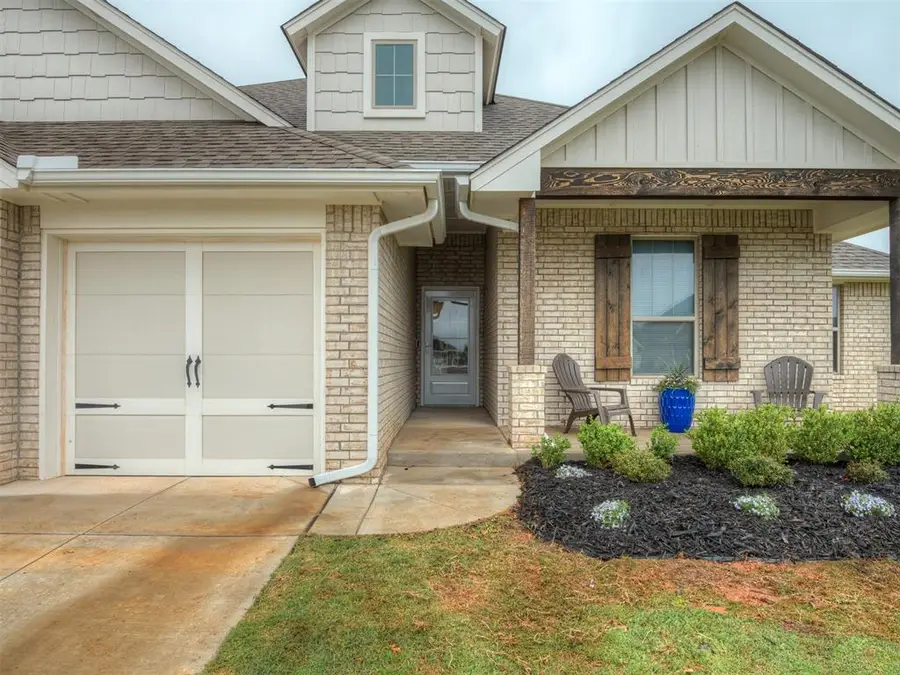 5813 NW 159th Street, Edmond, OK 73013 - Image #2