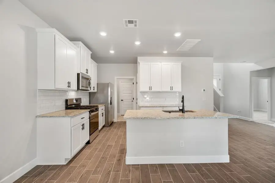 2373 Clubhouse Drive, Blanchard, OK 73010 - Image #2