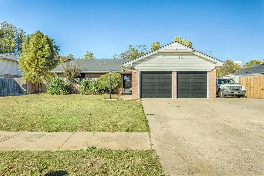 1709 Sandalwood Drive, Norman, OK 73071 - Image #2