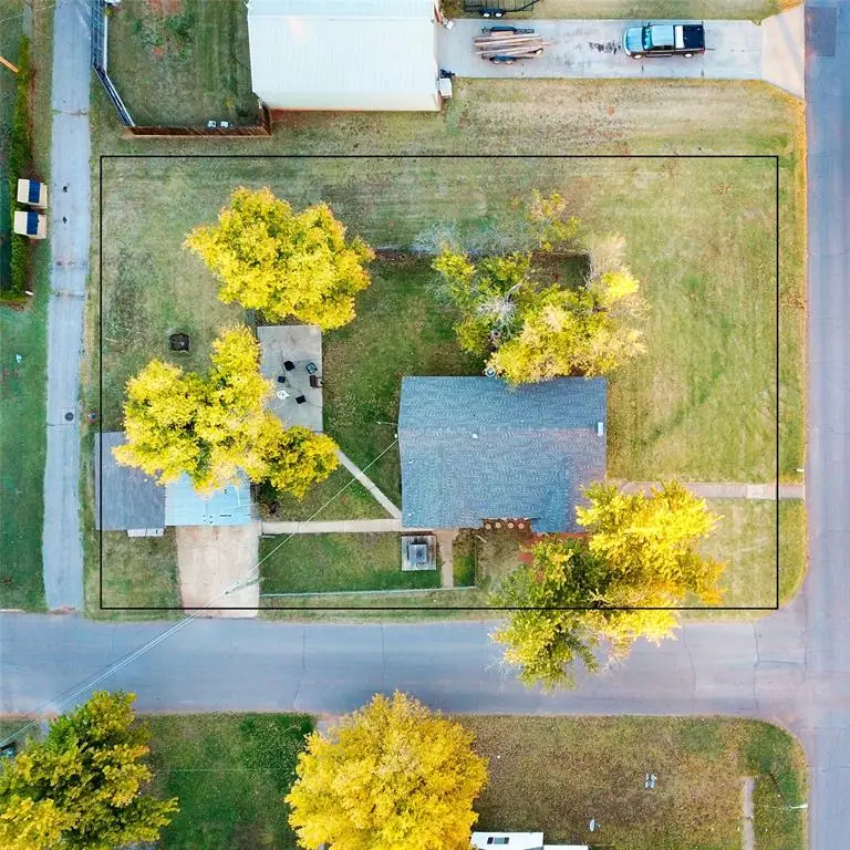 1323 W 2nd Street, Elk City, OK 73644 - Image #3