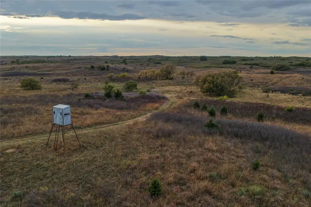 000 S County Rd 195, Arnett, OK 73832 - Image #1