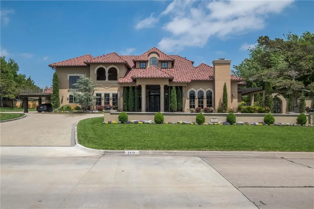 1611 Guilford Lane, Nichols Hills, OK 73120 - Image #1