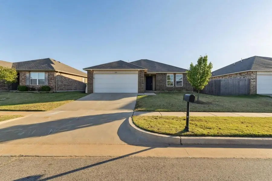 11112 NW 99th Street, Yukon, OK 73099 - Image #2