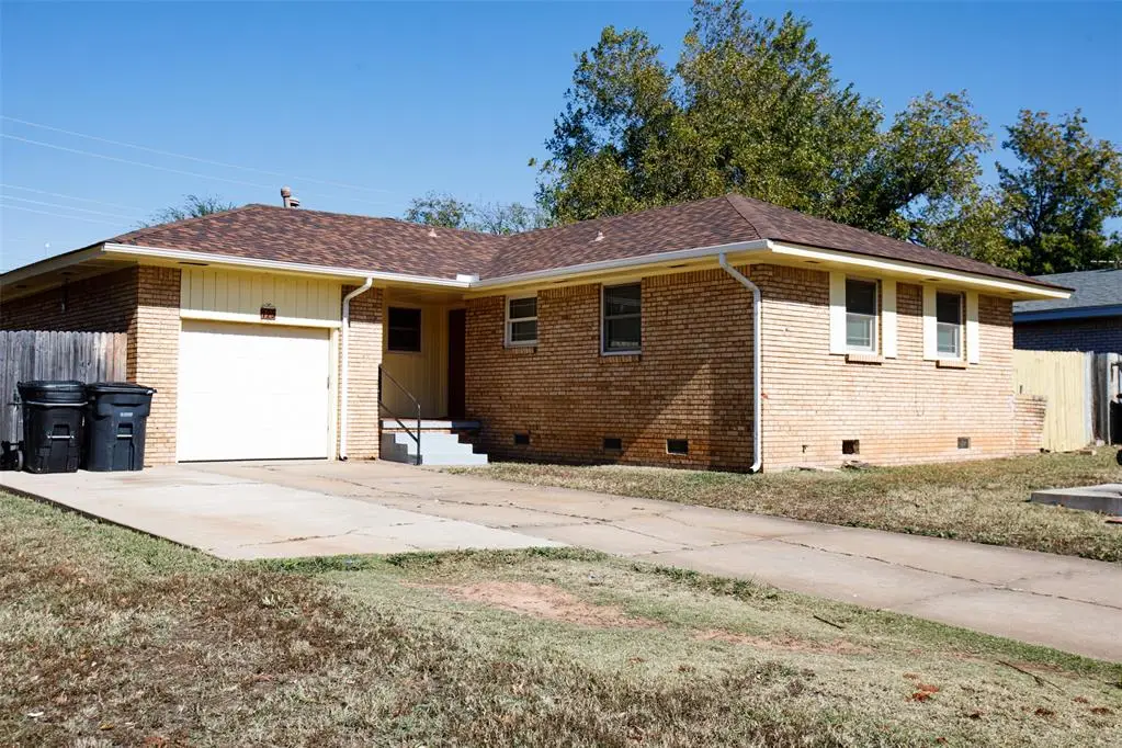 125 NE 11th Street, Moore, OK 73160 - Image #1