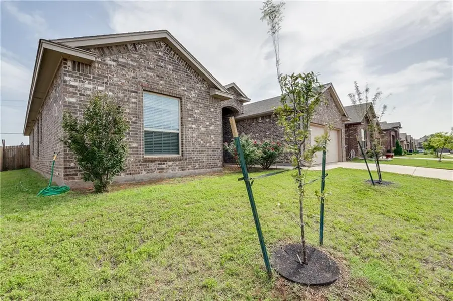 11236 SW 36th Street, Yukon, OK 73099 - Image #3