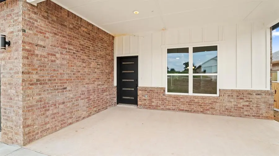 308 W 3rd Street, Arcadia, OK 73007 - Image #2