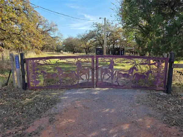 26800 Poplar Lane, Blanchard, OK 73010