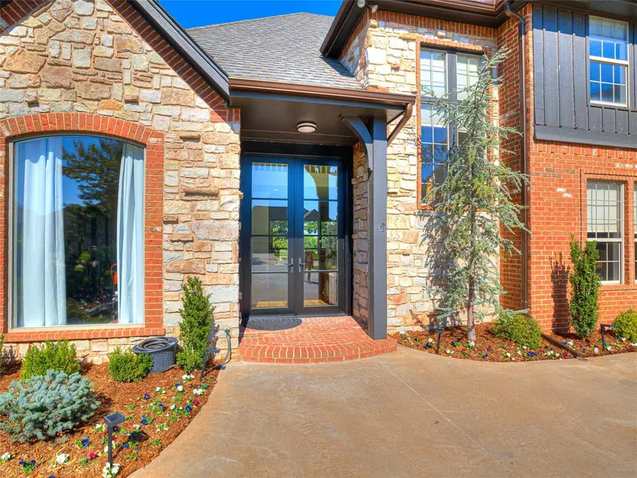 1833 Red Prairie Drive, Edmond, OK 73025 - Image #3