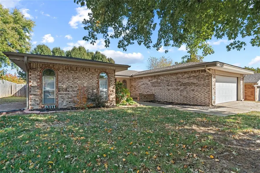 617 Park Drive, Yukon, OK 73099 - Image #2